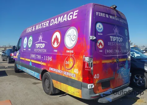 2022 Mercedes-Benz Sprinter 2500 High Roof V6 z USA, uszkodzony, nr VIN W1Y4EDHYXNT086200